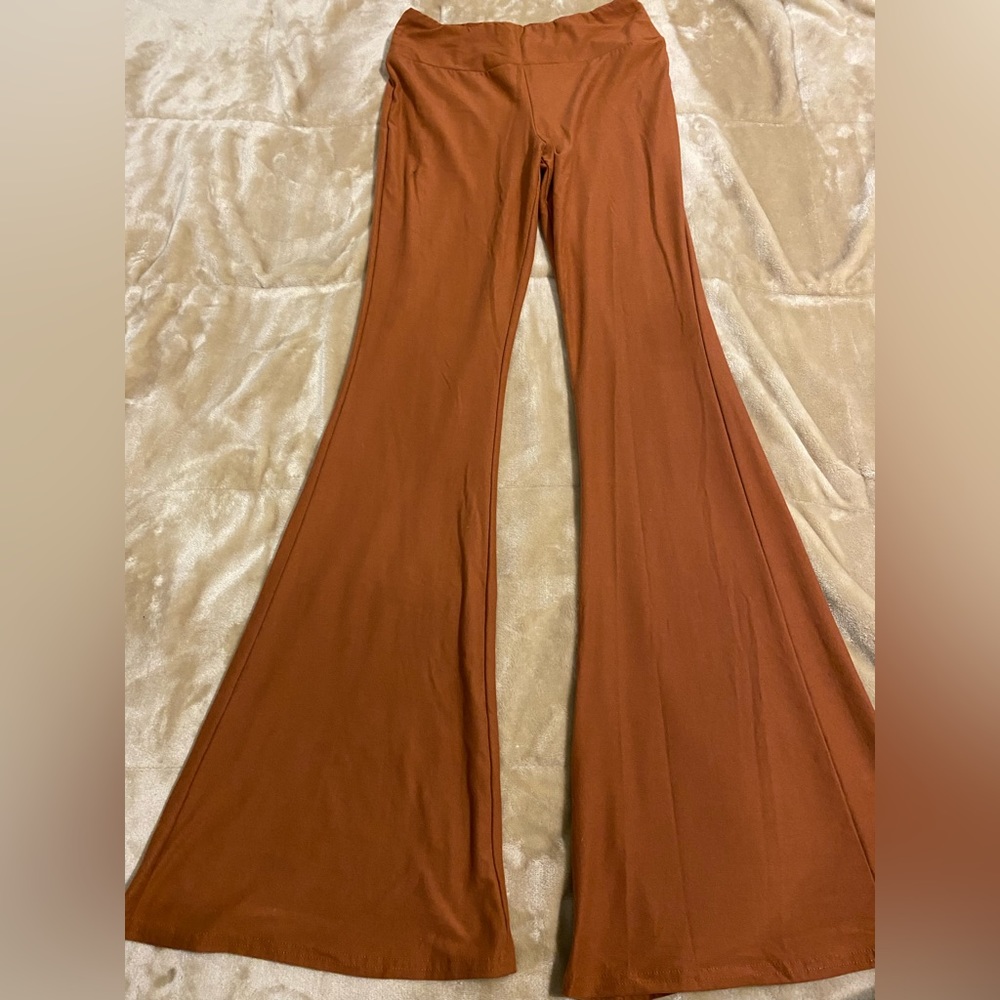 orange no boundaries flare leggings